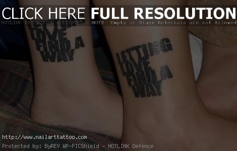 Couple Love Tattoos Pictures