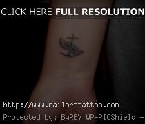 anchor wrist tattoo