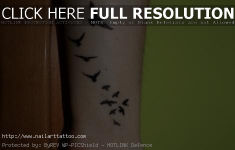 bird tattoos for women on wrist