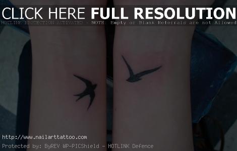 bird wrist tattoo