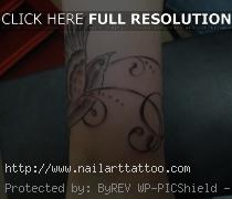 bird wrist tattoos design