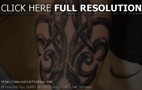 fleur de lis tattoos on wrist