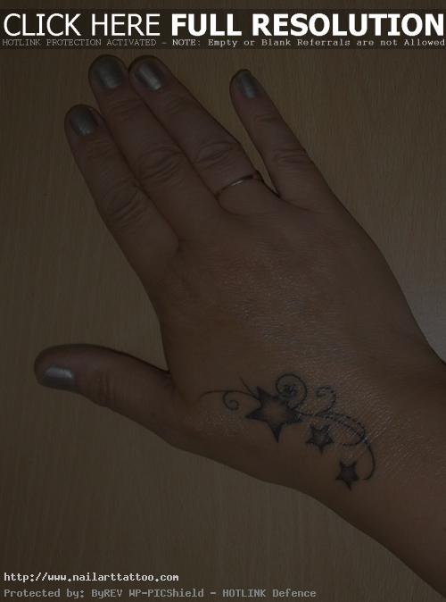 Awesome Hand Tattoo Design for Women