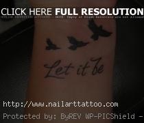 Small Wrist Tattoos – Designs and Ideas