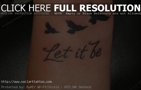 Small Wrist Tattoos – Designs and Ideas