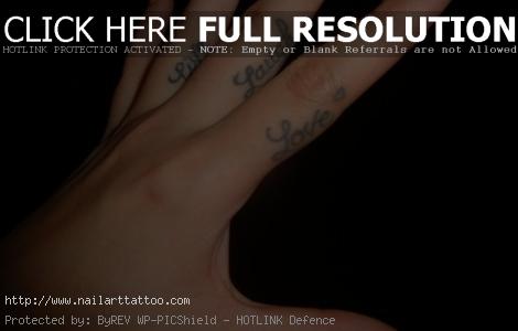 fingers tattoo