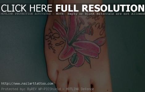 The Best Flower Foot Tattoo Designs For Girls 2011-12